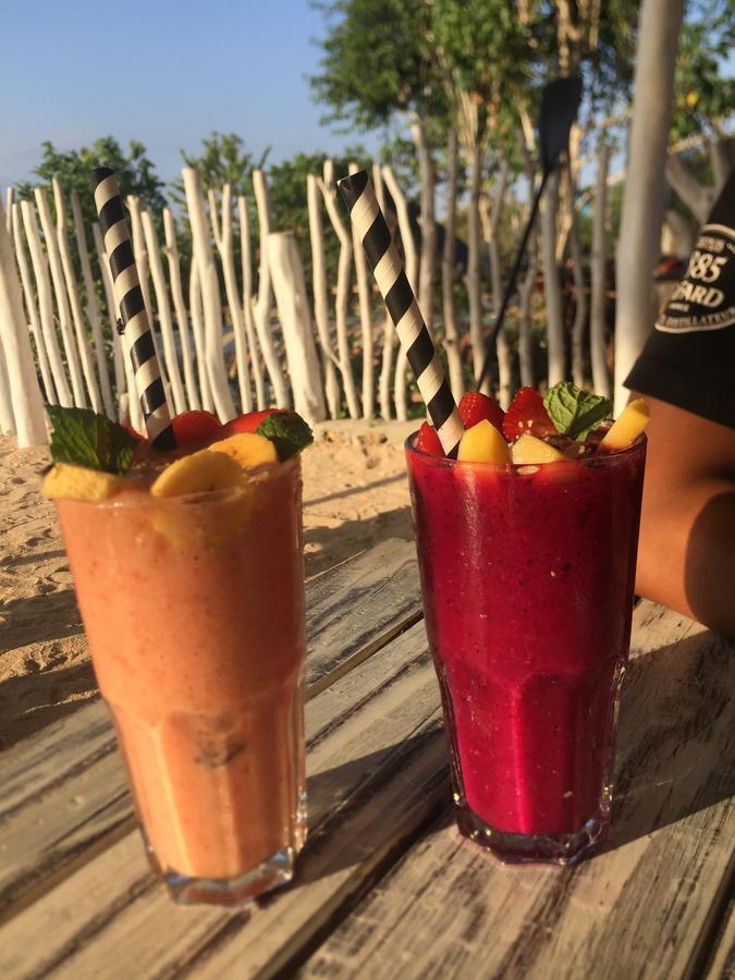 Tiki Bar And More Нуса-Лембонган Экстерьер фото